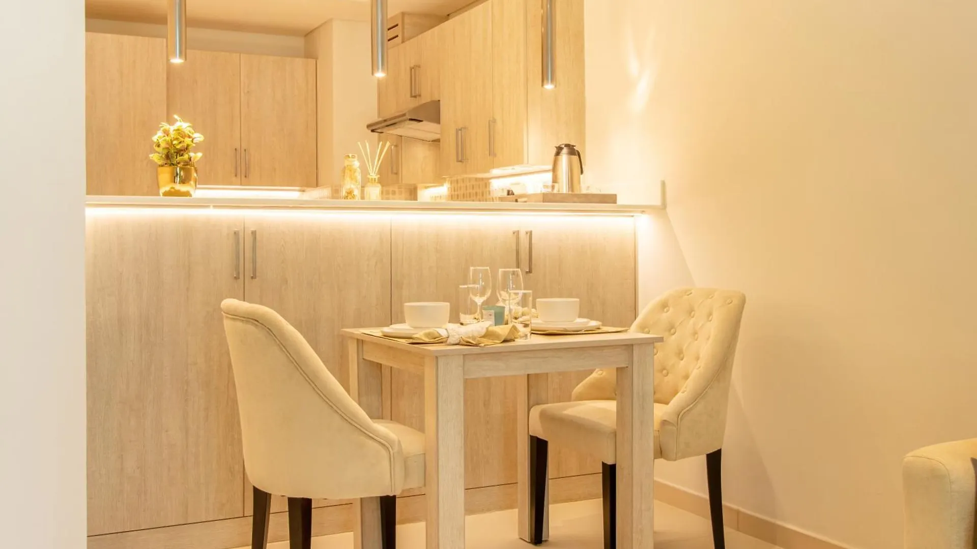 Manzil - 1Br In Seven Palm With Infinity Pool & Private Beach Access 迪拜 阿拉伯联合酋长国